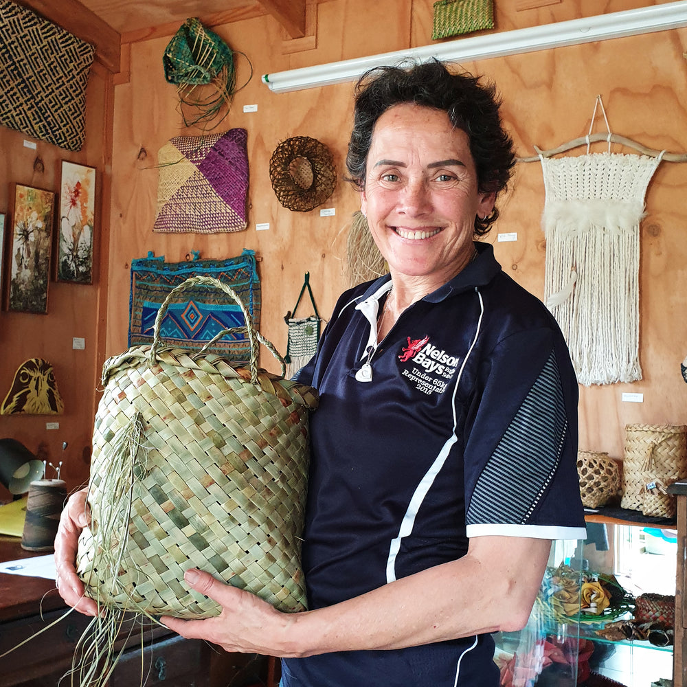 Harakeke Weaving Workshop - Beginners Journey – NZ Textile Experiences