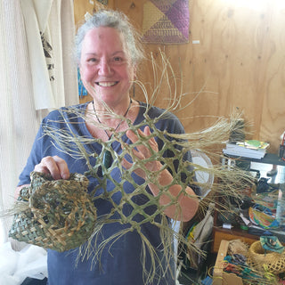 Harakeke (NZ Flax) Weaving Workshop - Beginner Journey